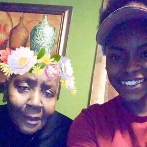 Meet your Posher, Monique